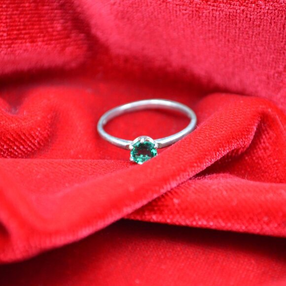 Vintage Sterling Silver 925 Green Stone Statement Ring Size 8 Bold Retro - Picture 4 of 7